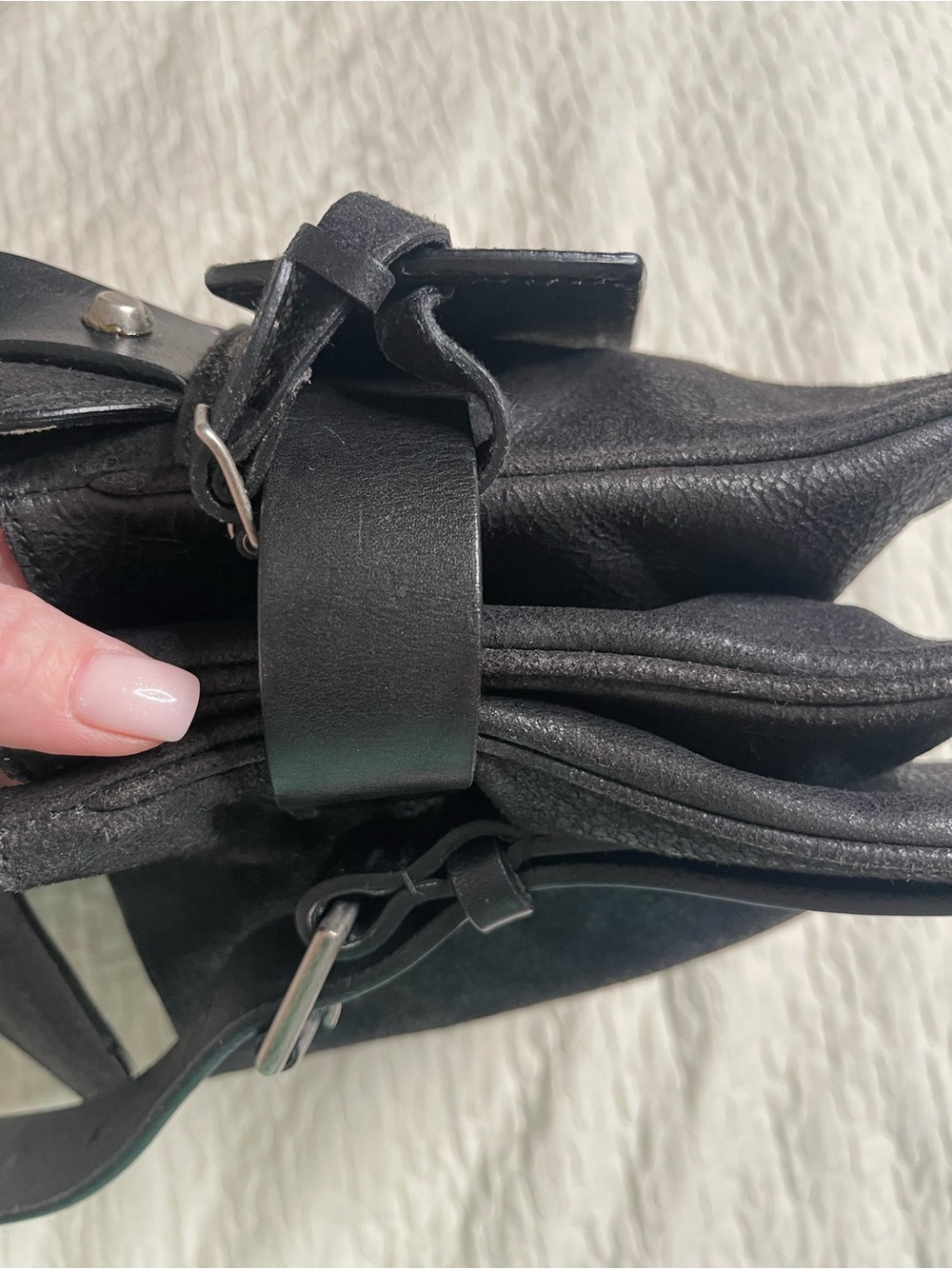 Balenciaga Black Distressed Leather Shoulder Bag Adjustable Strap Italy Rare - Picture 15 of 16